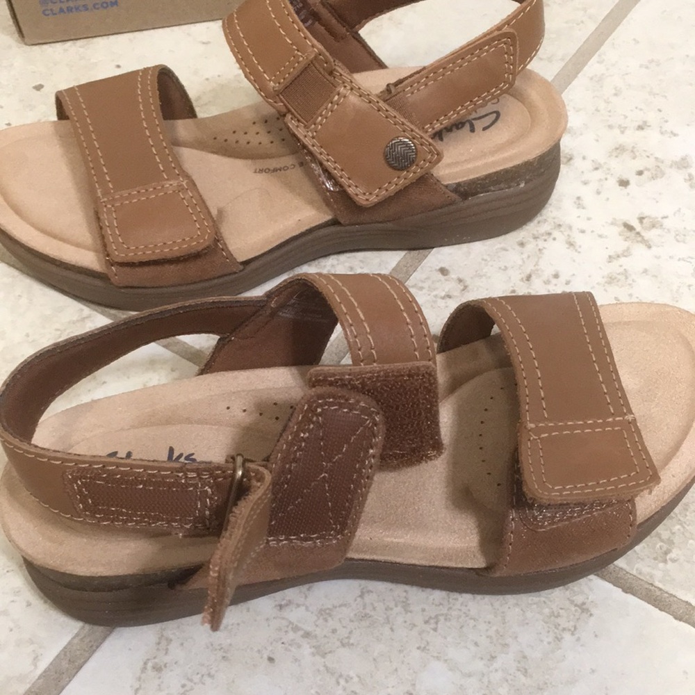 Tan/Light Brown, Clarks, Sandals (Women's 5) - Picture 9 of 11